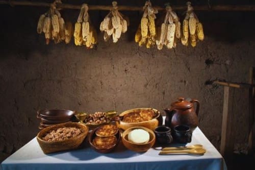 "Typical dish prepared with Andean products by Saraguros"indigenous families.